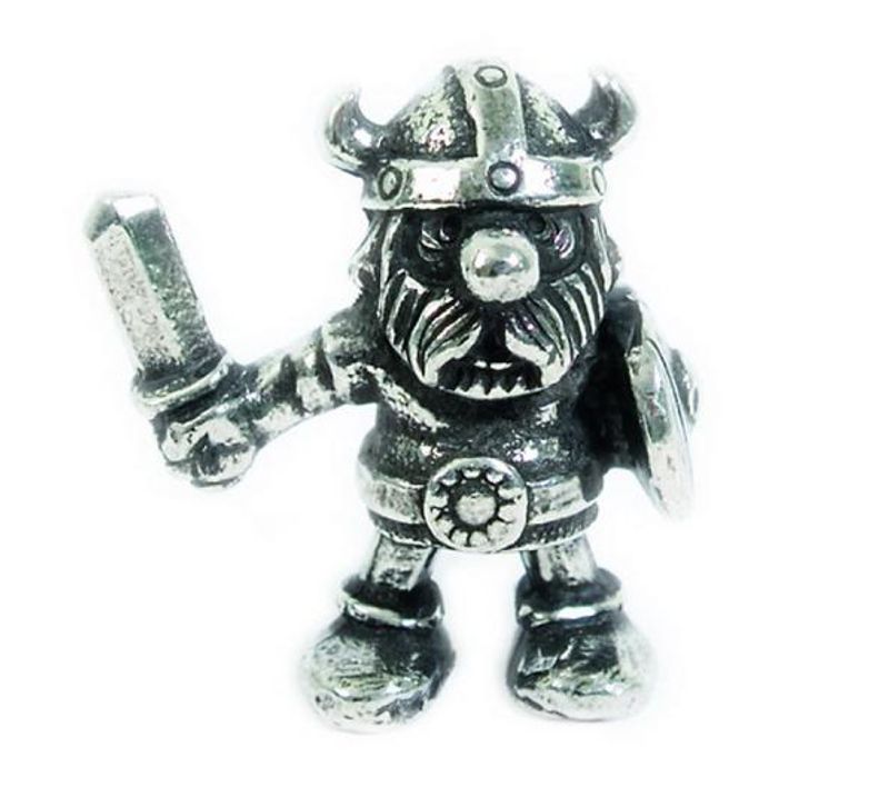 Figurine, Viking w. shield Tinn-Per