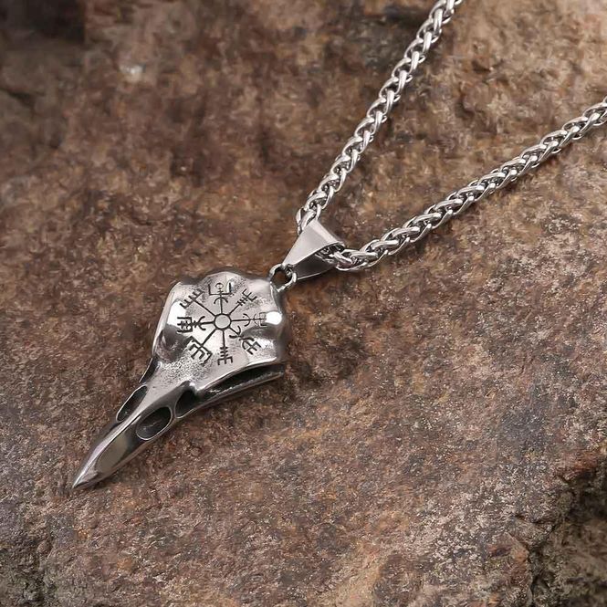 Main Image Viking necklace, Raven's skull