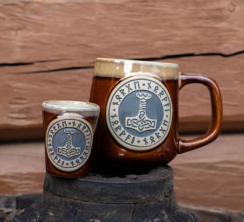 Ceramic mug with Thor's hammer, brown