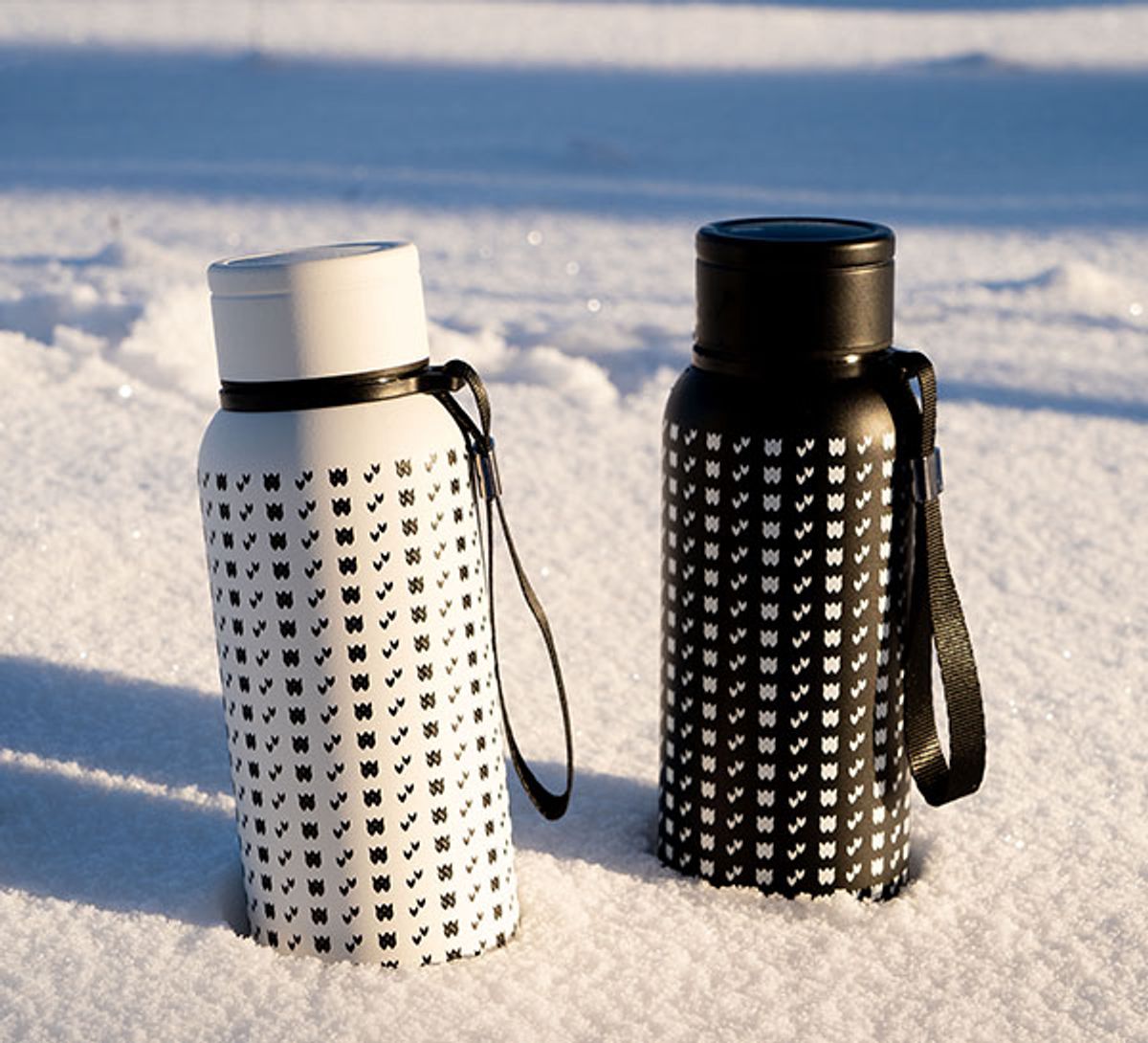 Vacuum flask, Islender pattern, black/white