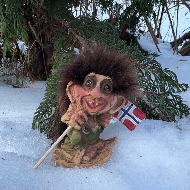 Snow shoe troll (Troll #233)